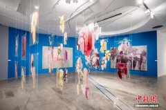 比利时艺术家娜塔莉·科尔特个展《绽放》亮相沈阳